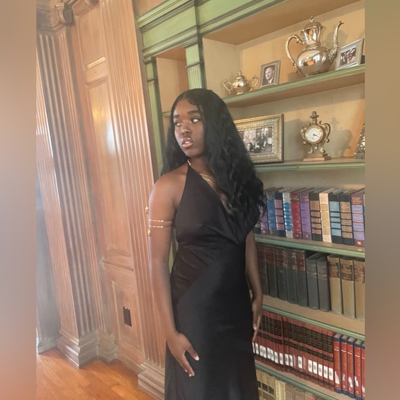 Solid Backless
Halter Neck Dress - Picture 4 of 4